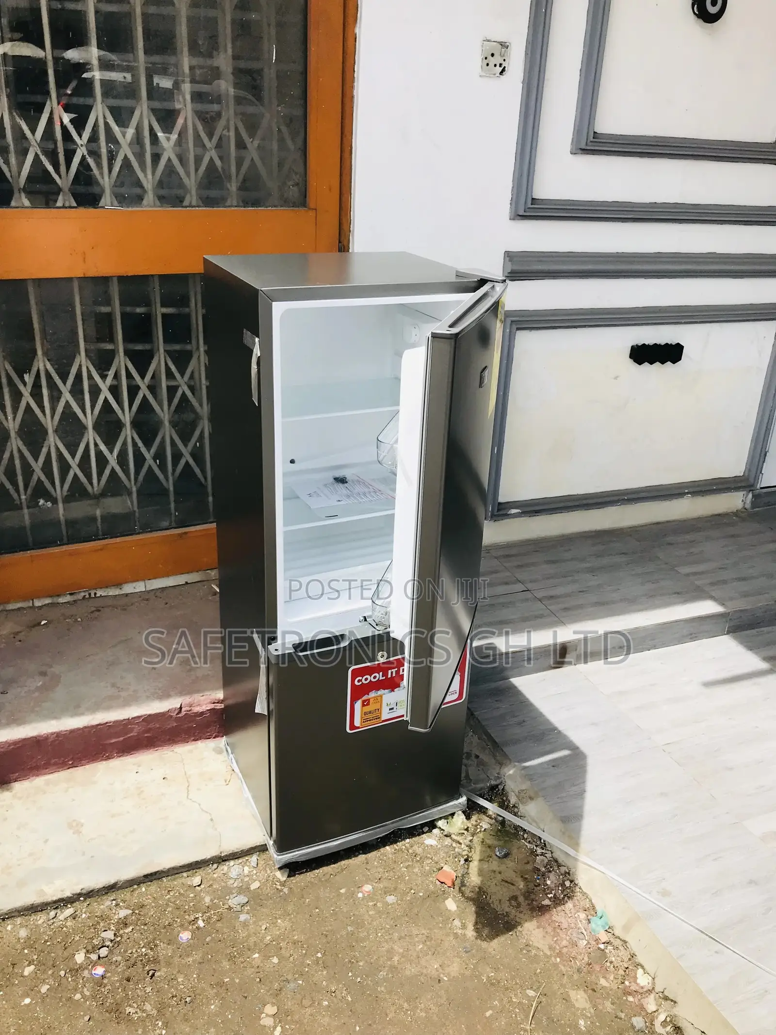 Newly Arrived Bottomfreezer 2 Doors Zara-14tm 108L Fridge 