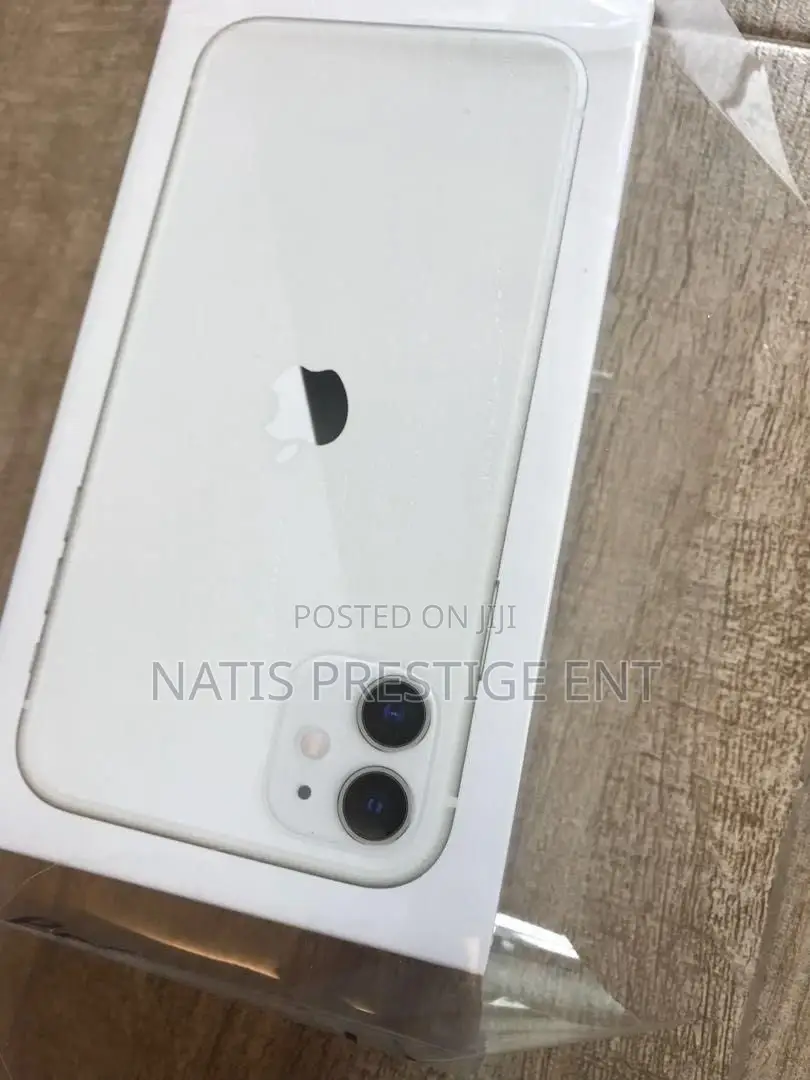 New Apple iPhone 11 128 GB White