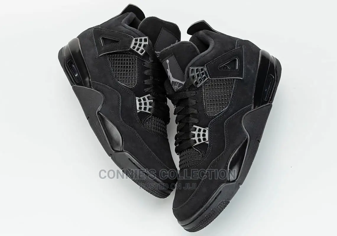 Air Jordan 4 Retro "Black Cat”