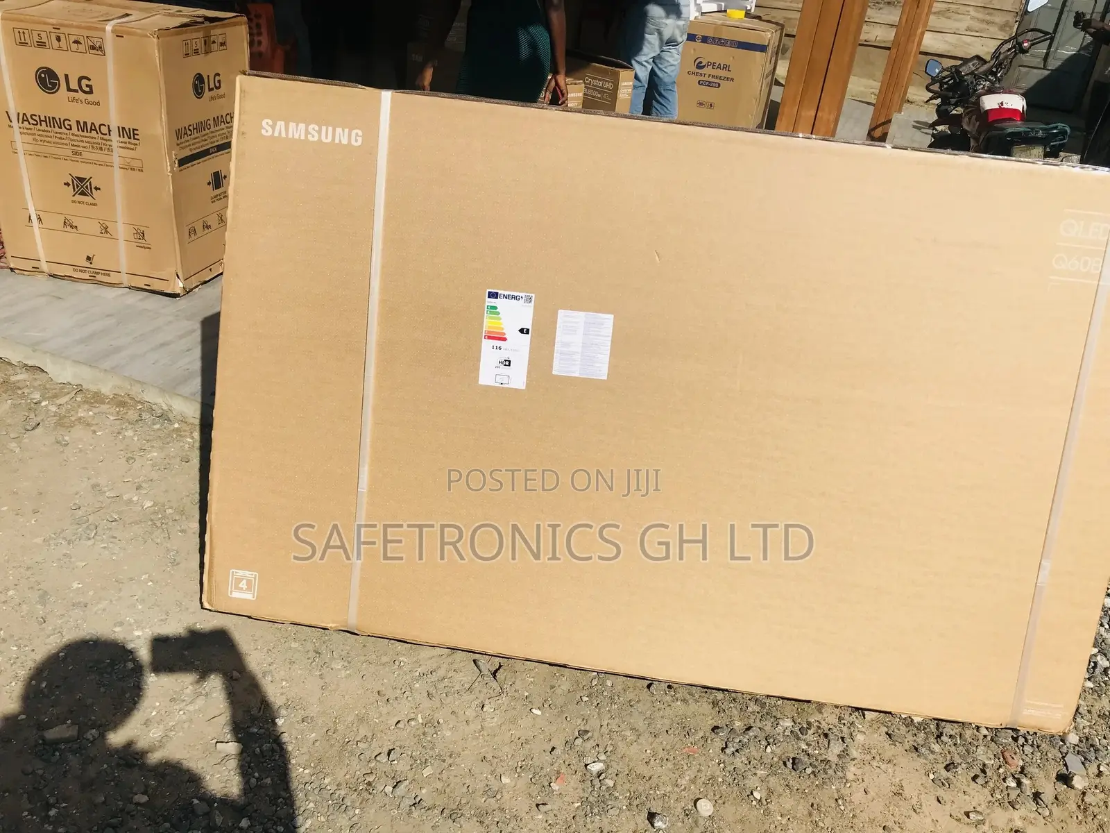 Crystal Clear QLED Samsung 75 Inches Glossy Tv 