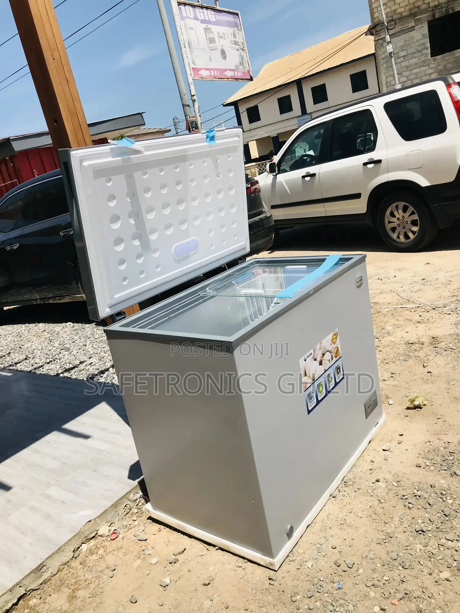 Best Sales on PCF-290 Chest Freezer 251 Liters 
