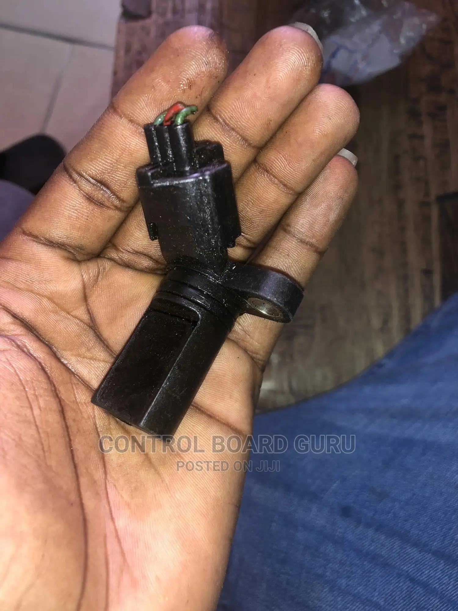 Nissan Crankshaft Position Sensor ( Crank Sensor)
