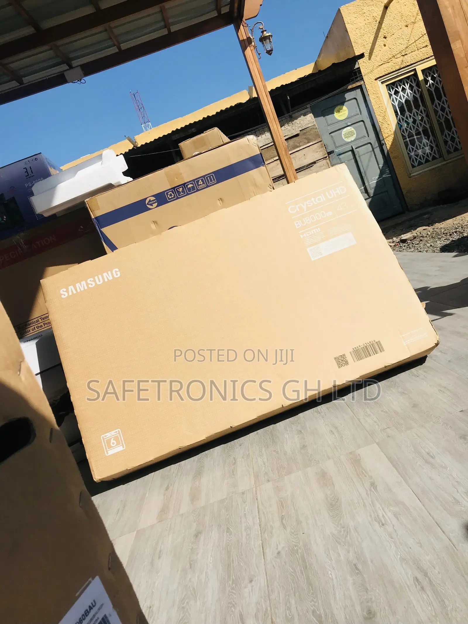 Available New UHD Samsung Crystal BU8072 43 Inches Glossy 