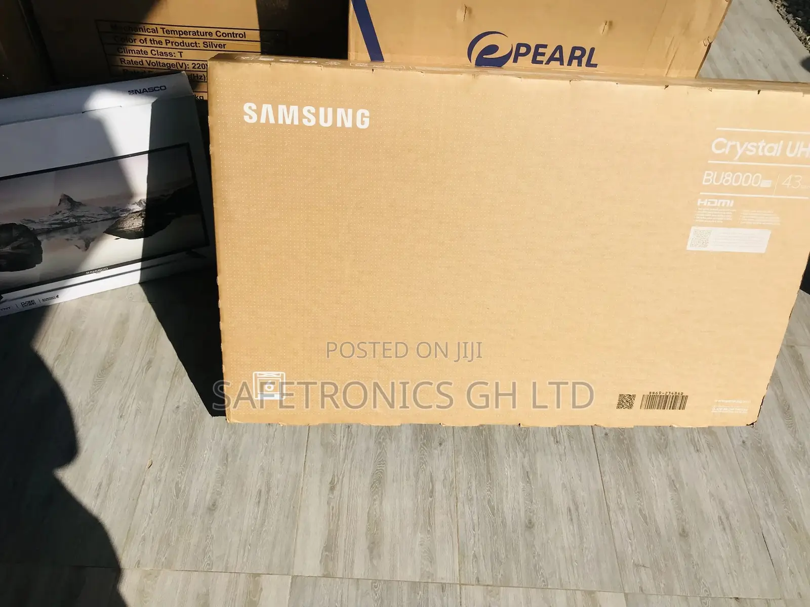 Available New UHD Samsung Crystal BU8072 43 Inches Glossy 