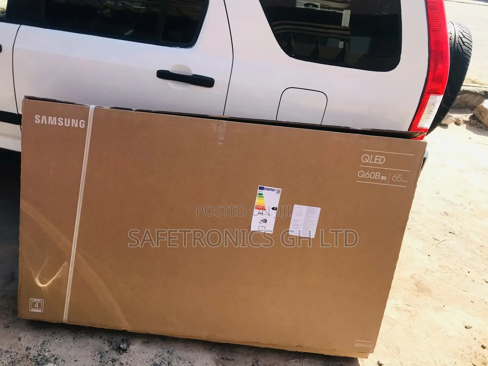 Neat Quality Qled 65 Inches Glossy Samsung Q60b Tv