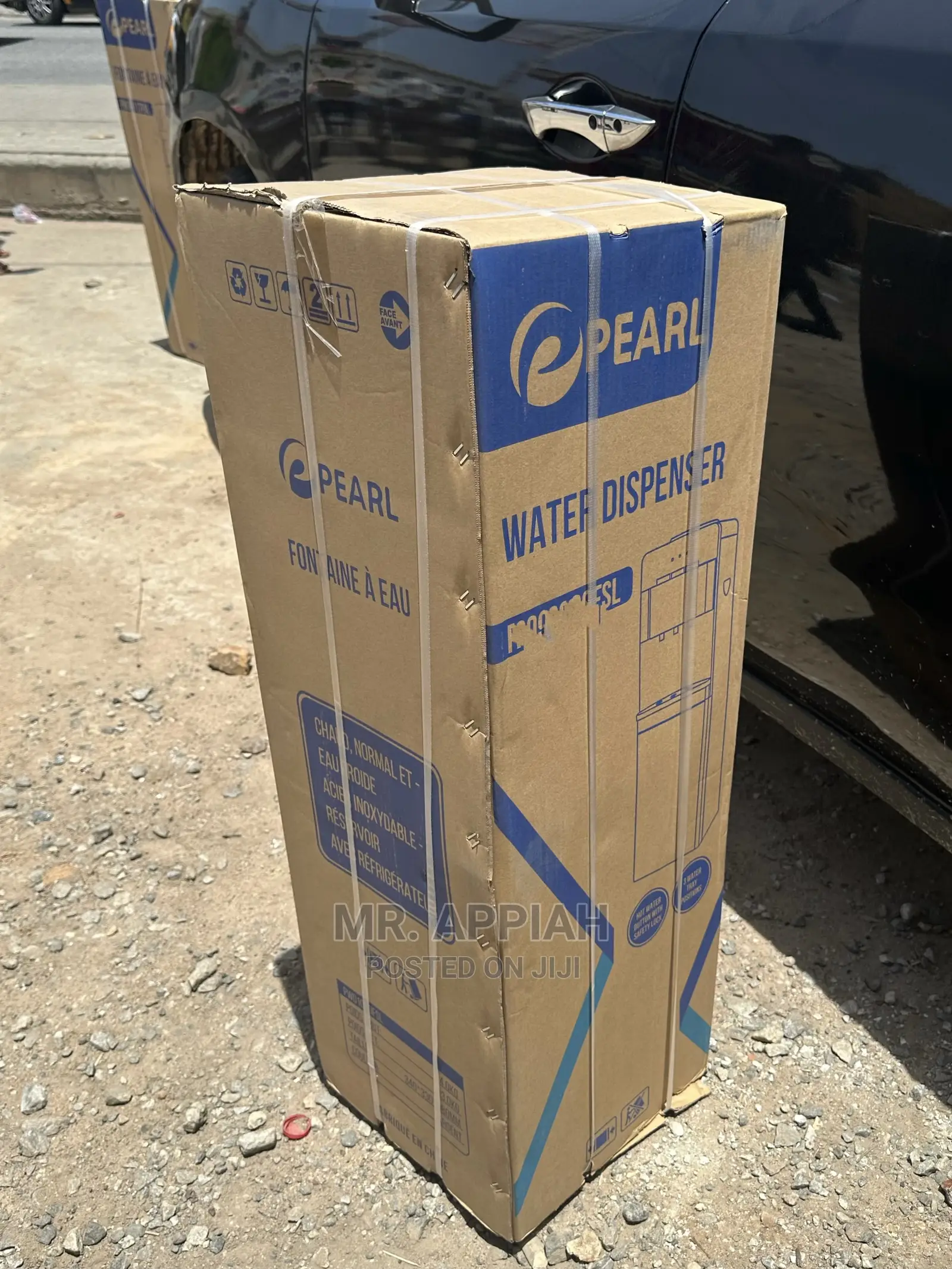 Extremely Chilling Pearl Water Dispenser + Fridge