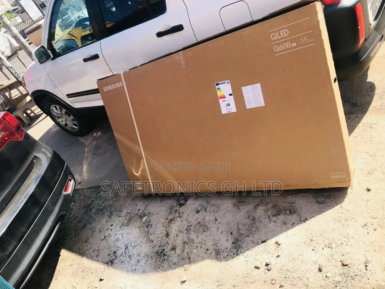Fabulous Neat Q60B 65 Inch Glossy QLED Samsung Tv