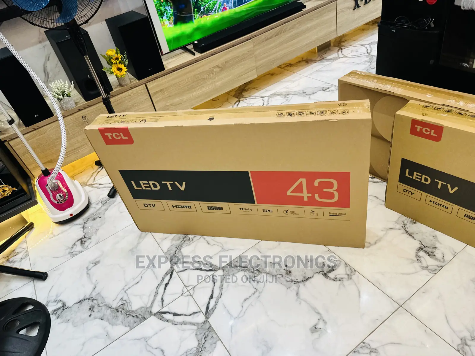 Foreign Standard of Sleek Black TCL D3200 43”FHD Digital