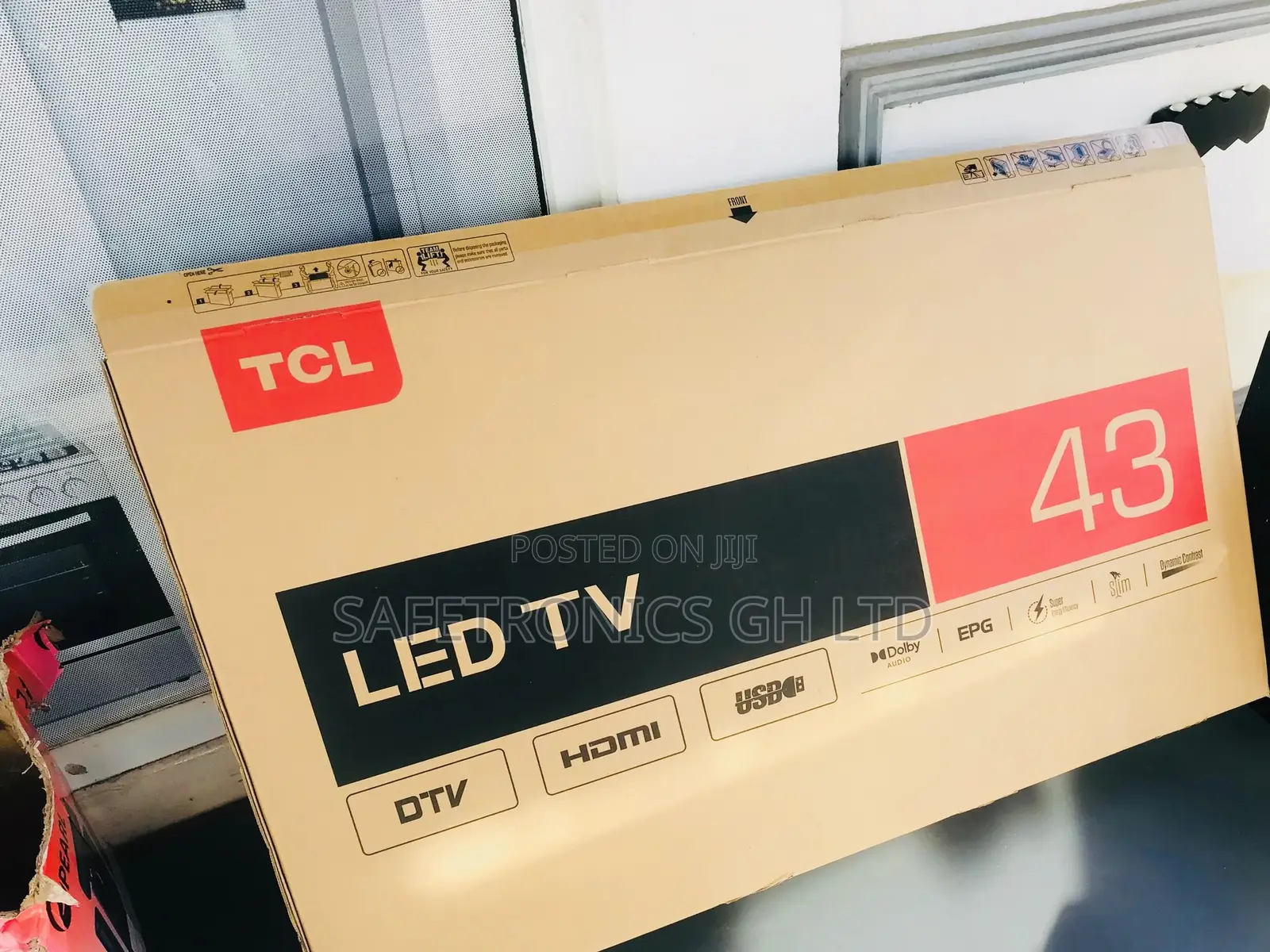 Long Lasting Durability TCL LED P635 43 Inches Glossy