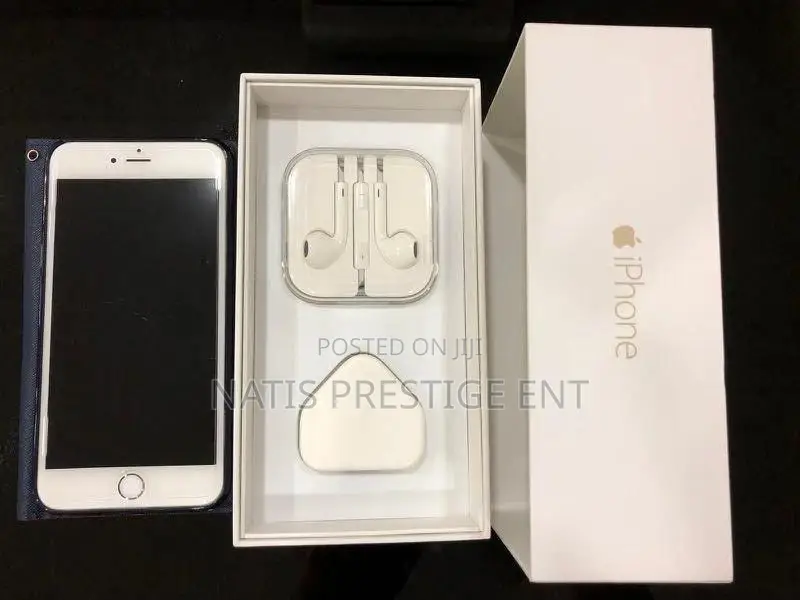 New Apple iPhone 6s 64 GB Black