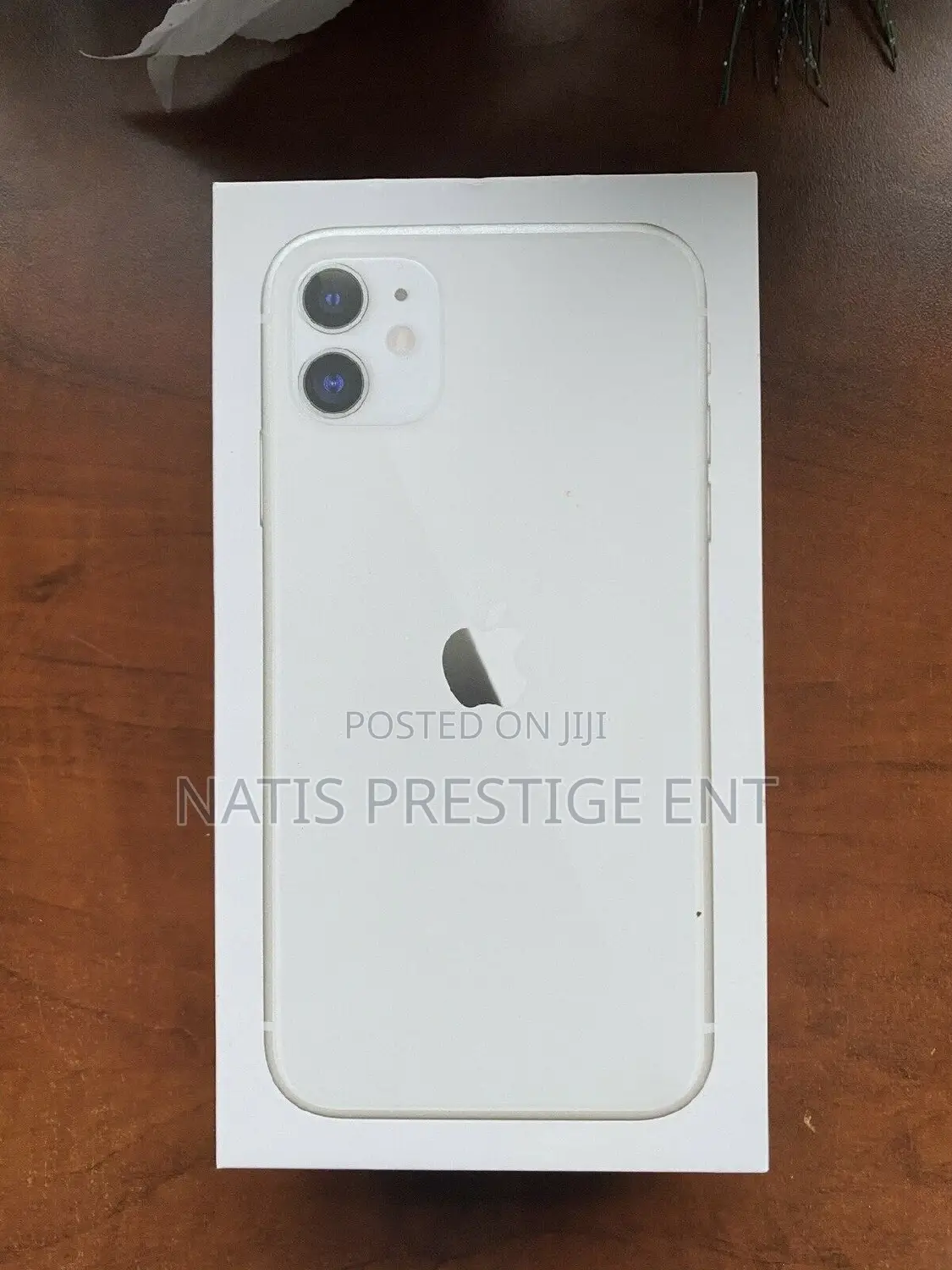 New Apple iPhone 11 128 GB White