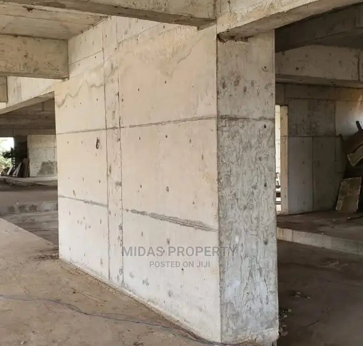 Multipurpose Commercial Building for Sale at Osu