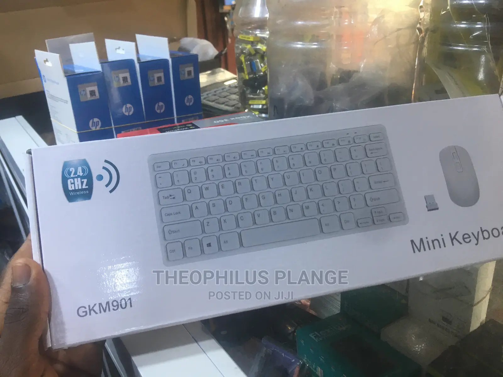GKM 901 Mini Keyboard and Mouse