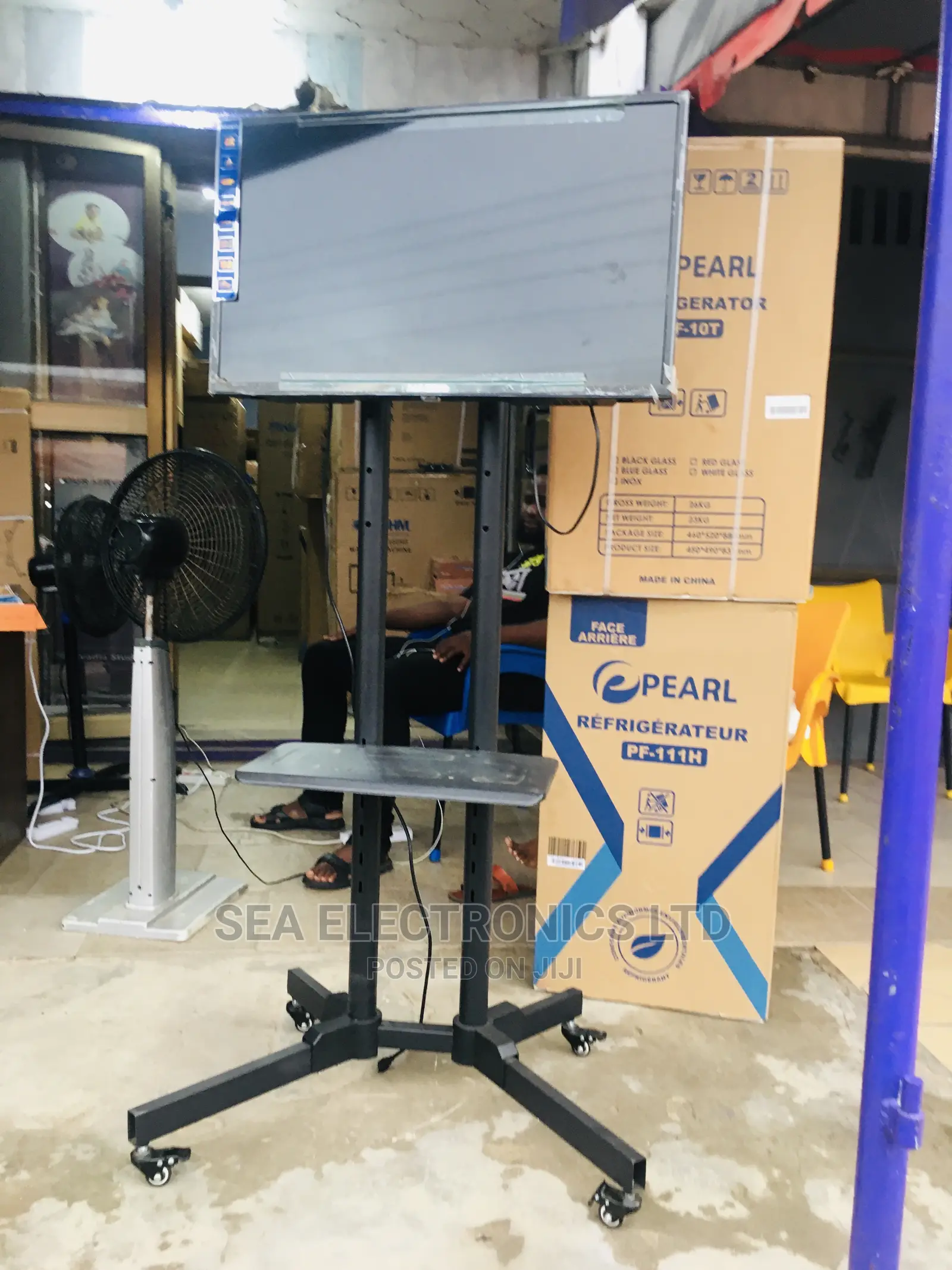 Trolley Mounts Tv Stand