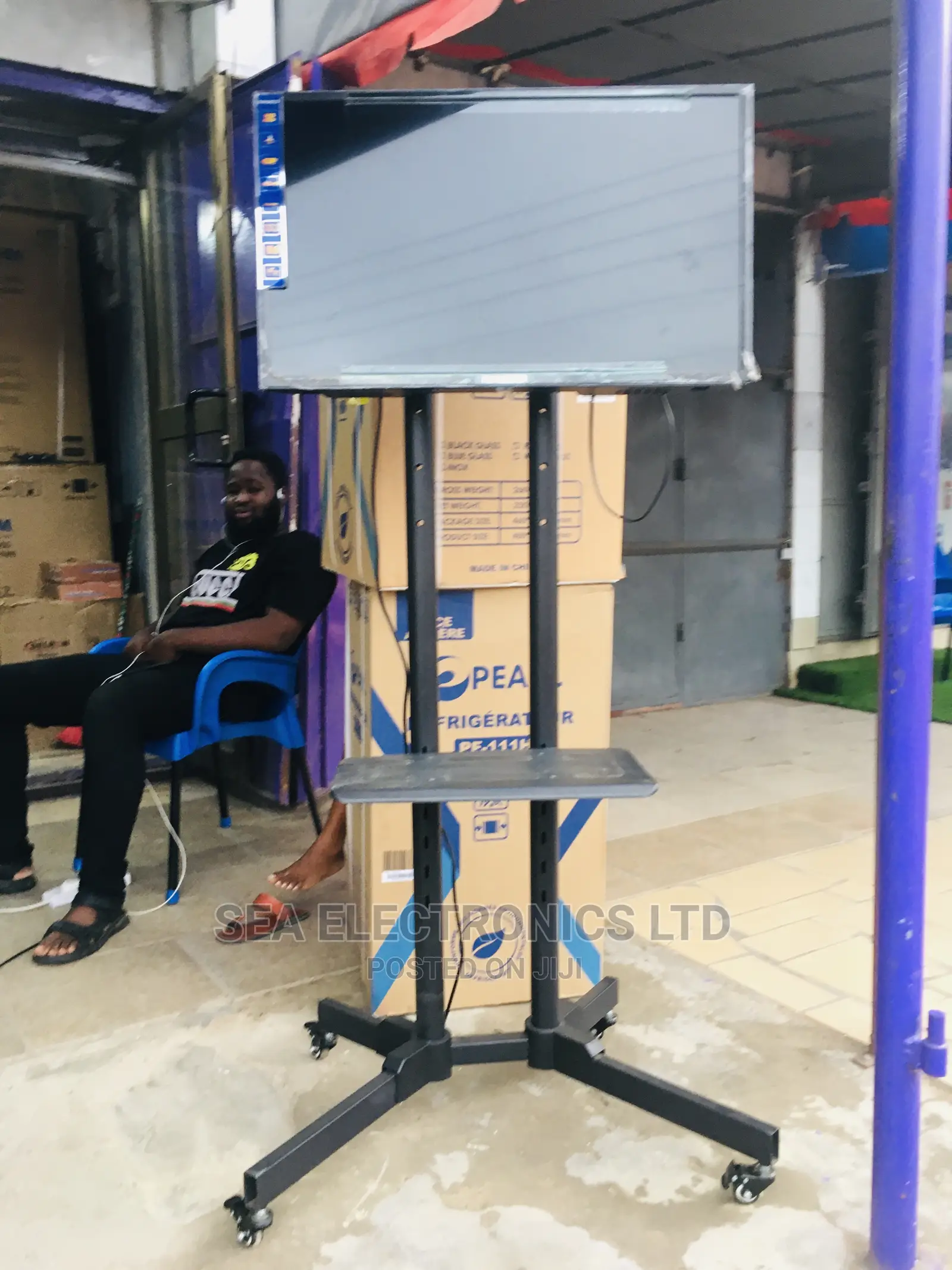 Strong Mounts Tv Stand Trolley 32-70 Inches
