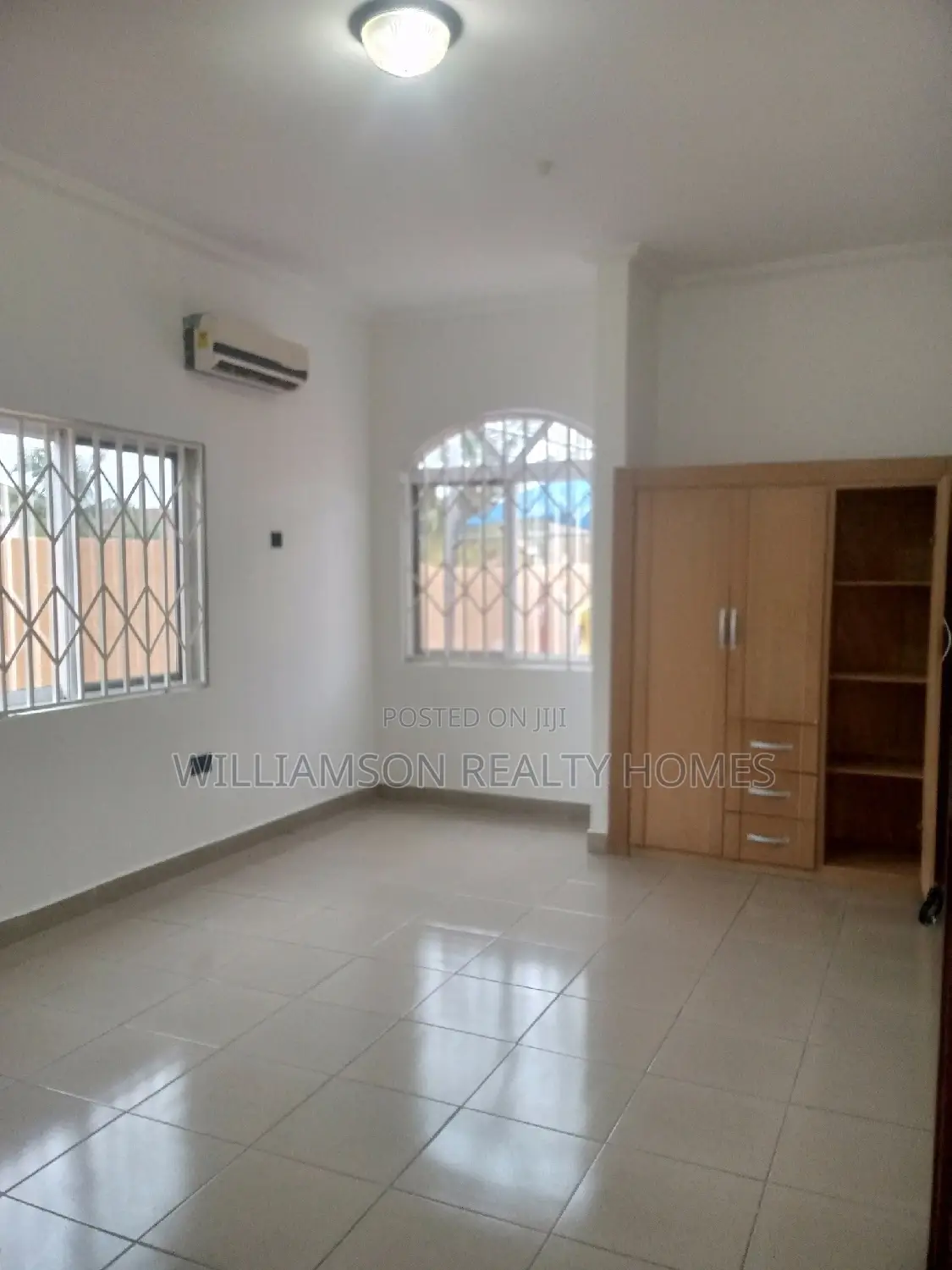 Furnished 3bdrm House in Hfc Estate, Spintex for rent