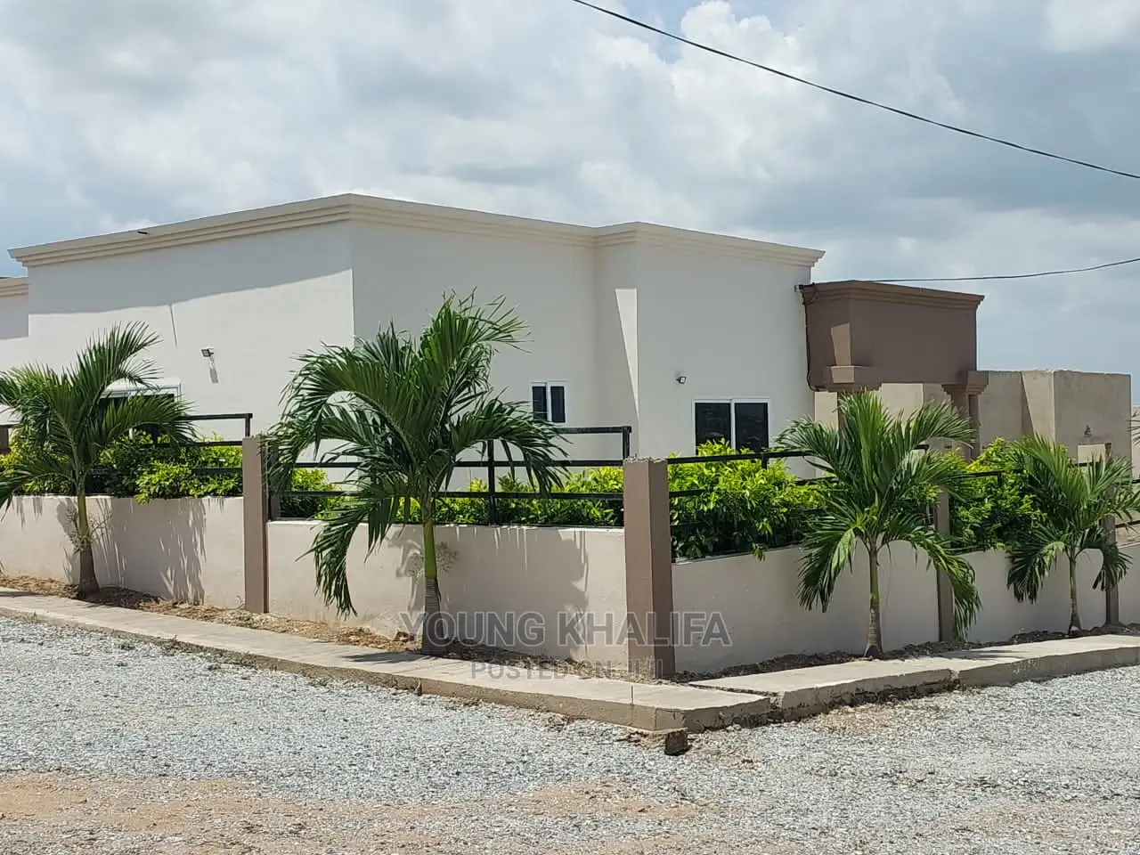 3bdrm House in Ahenfie Estate, Opeikuma for sale