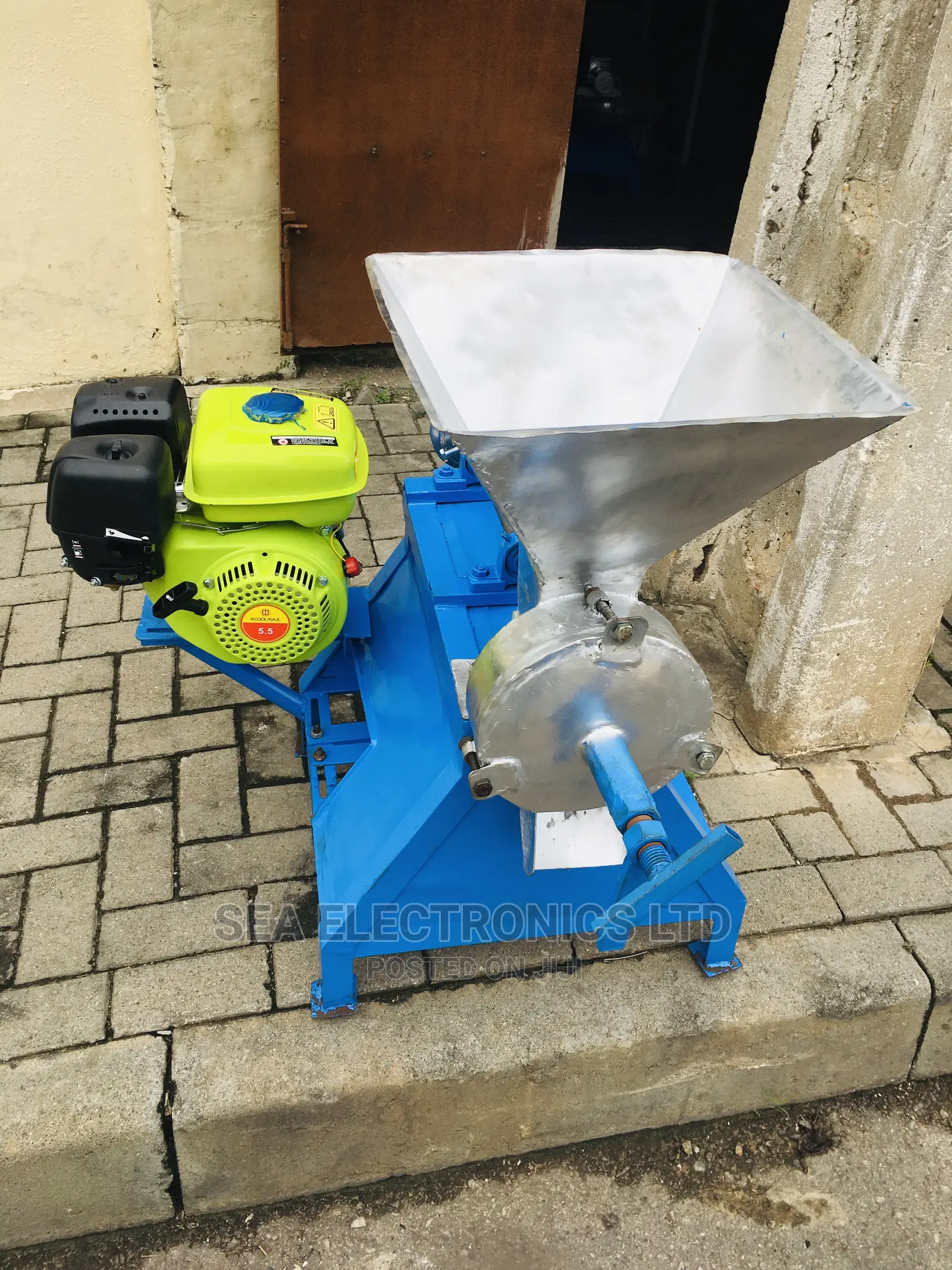 Highly Rated Pepper And Tomatoes Grinding Machine