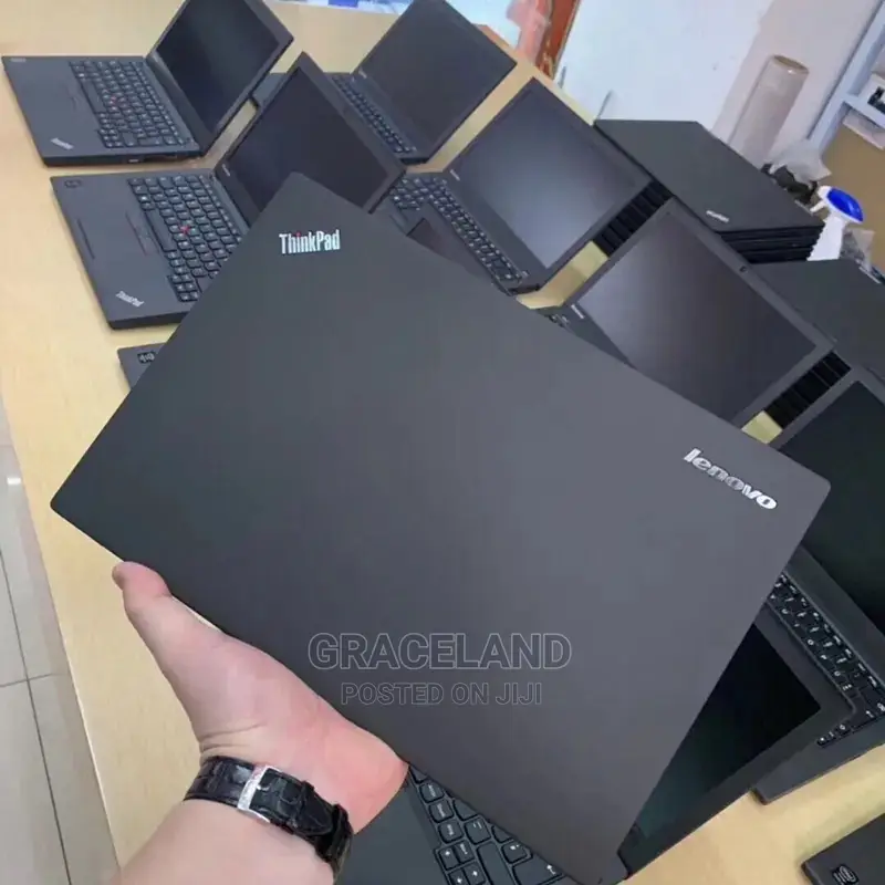 New Laptop Lenovo ThinkPad T580 8GB Intel Core I7 SSD 256GB