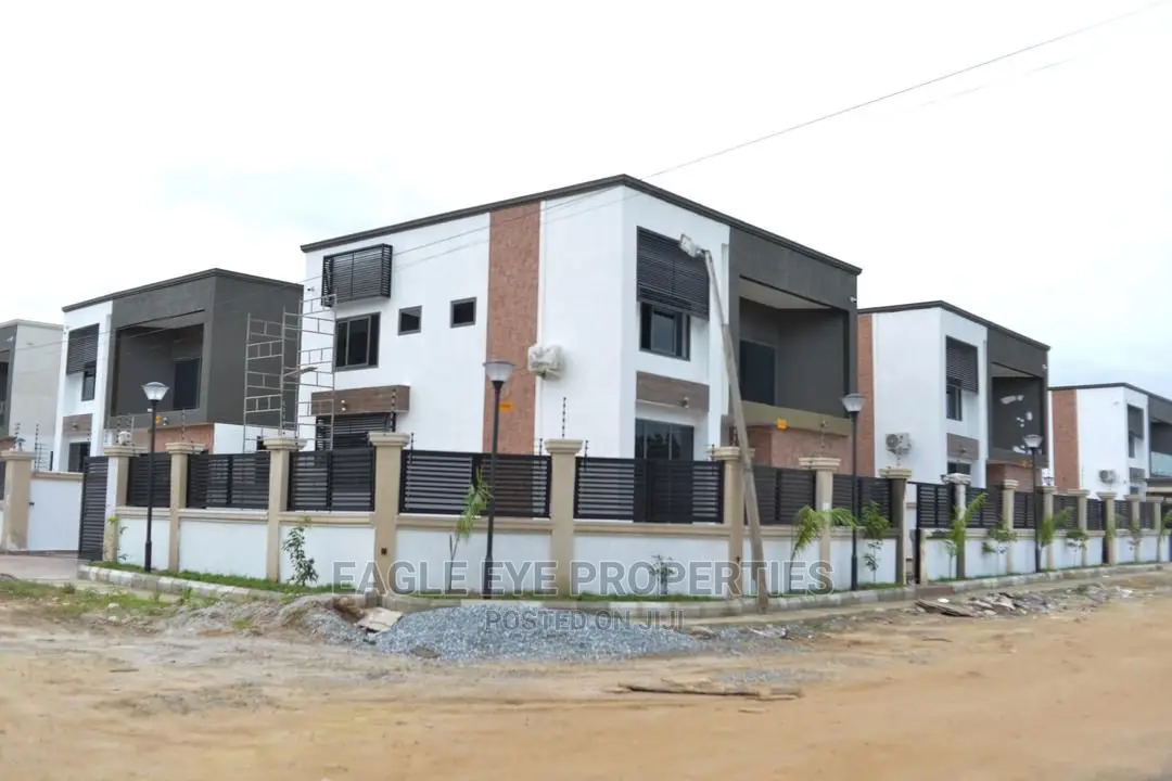 Furnished 4bdrm House in Accra Metropolitan for sale