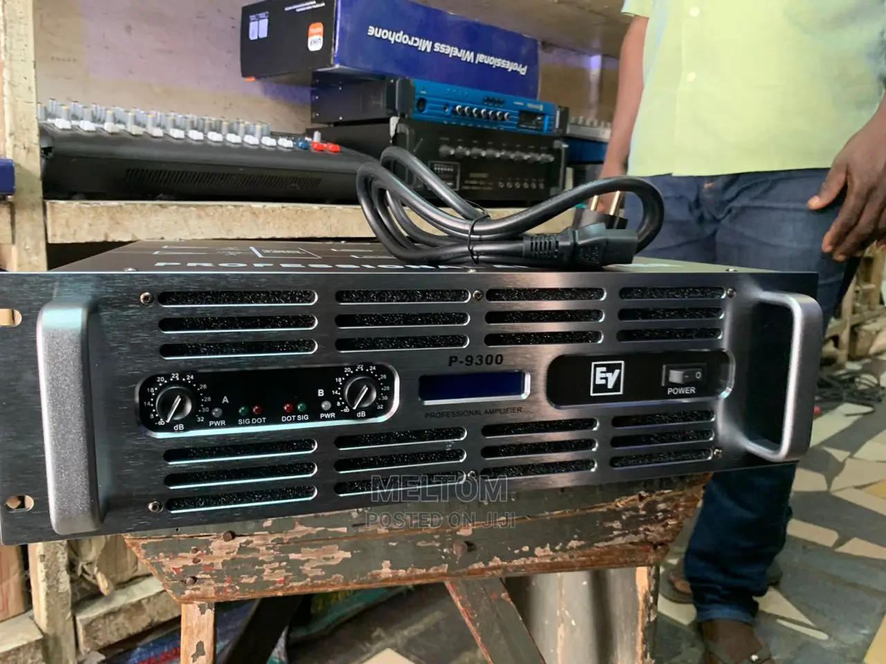 Ev P-9300 3U PRO Amplifier