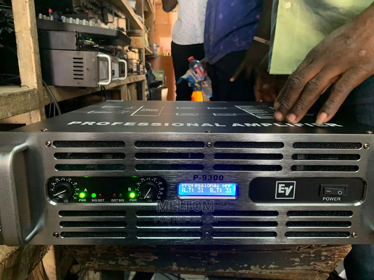 Ev P-9300 3U PRO Amplifier