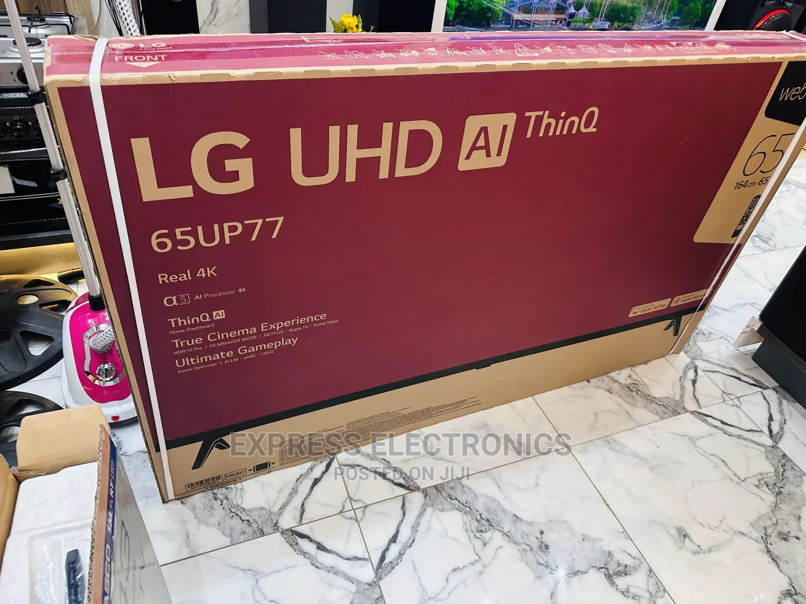 High Contrast UHD Display LG 65”Up7760