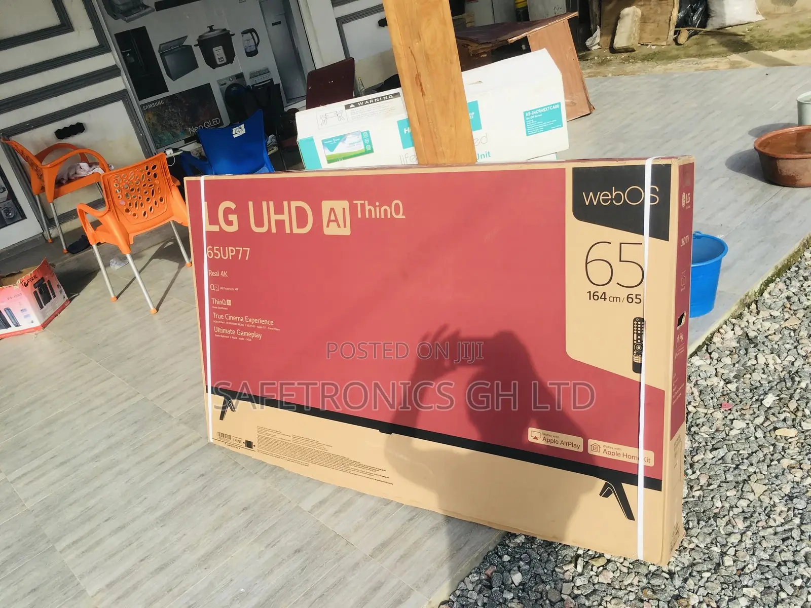 Neat UHD LG 65 Inches Glossy LED UP77 