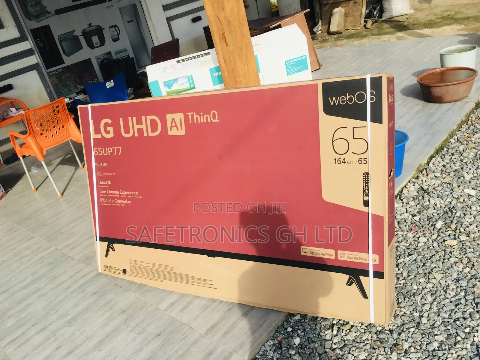 High Quality LED Glossy UHD 65 Inches 