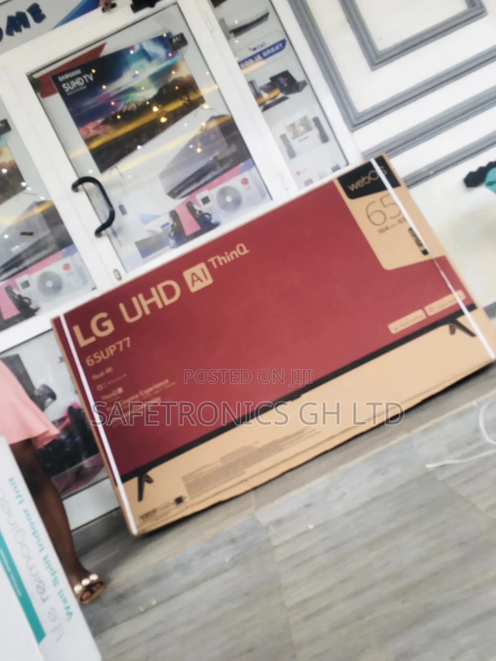 Unique UP77 LG  65 Inches LED UHD Glossy