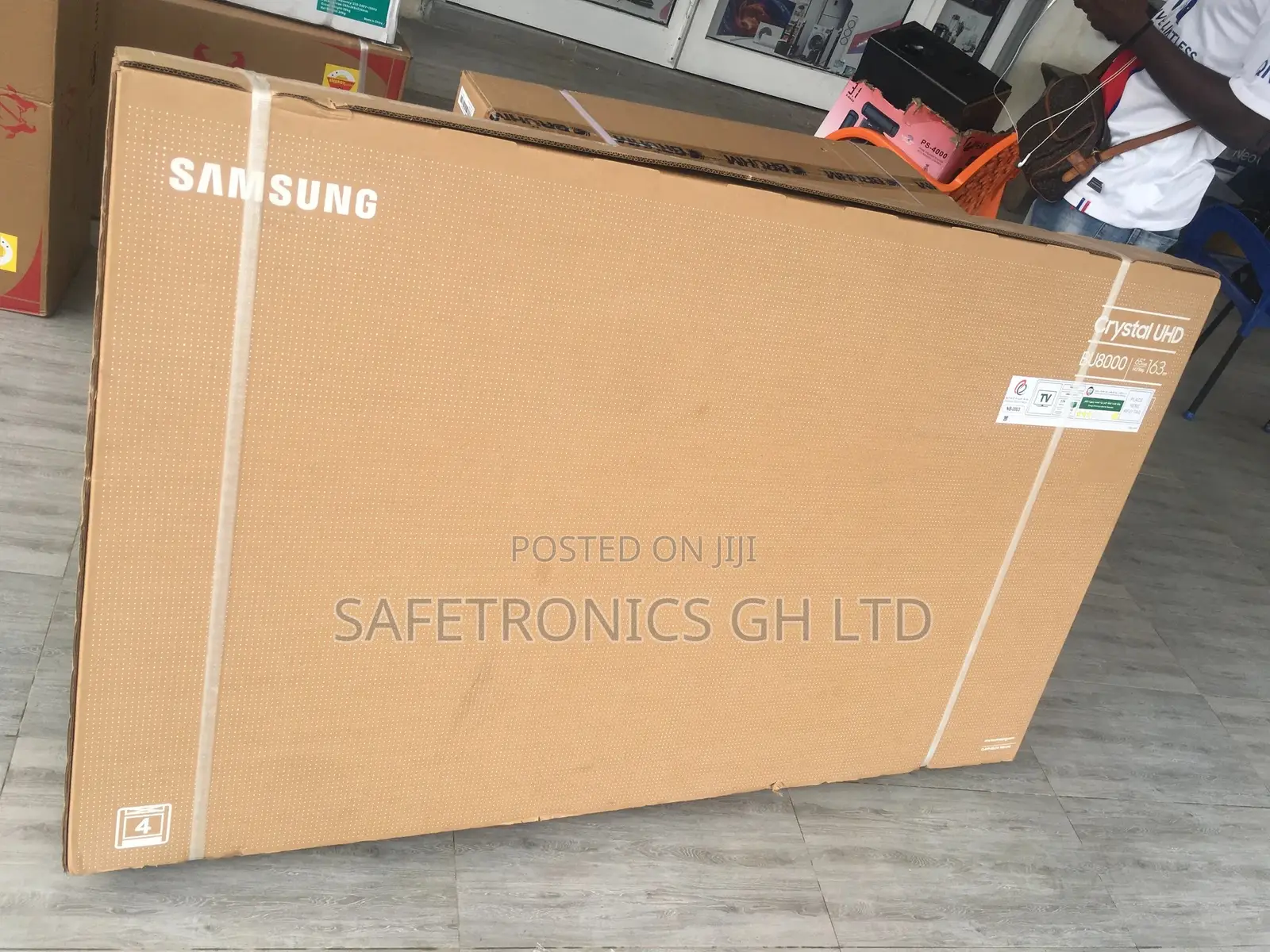 High Quality LED Crystal UHD Glossy Samsung 65 Inches Tv
