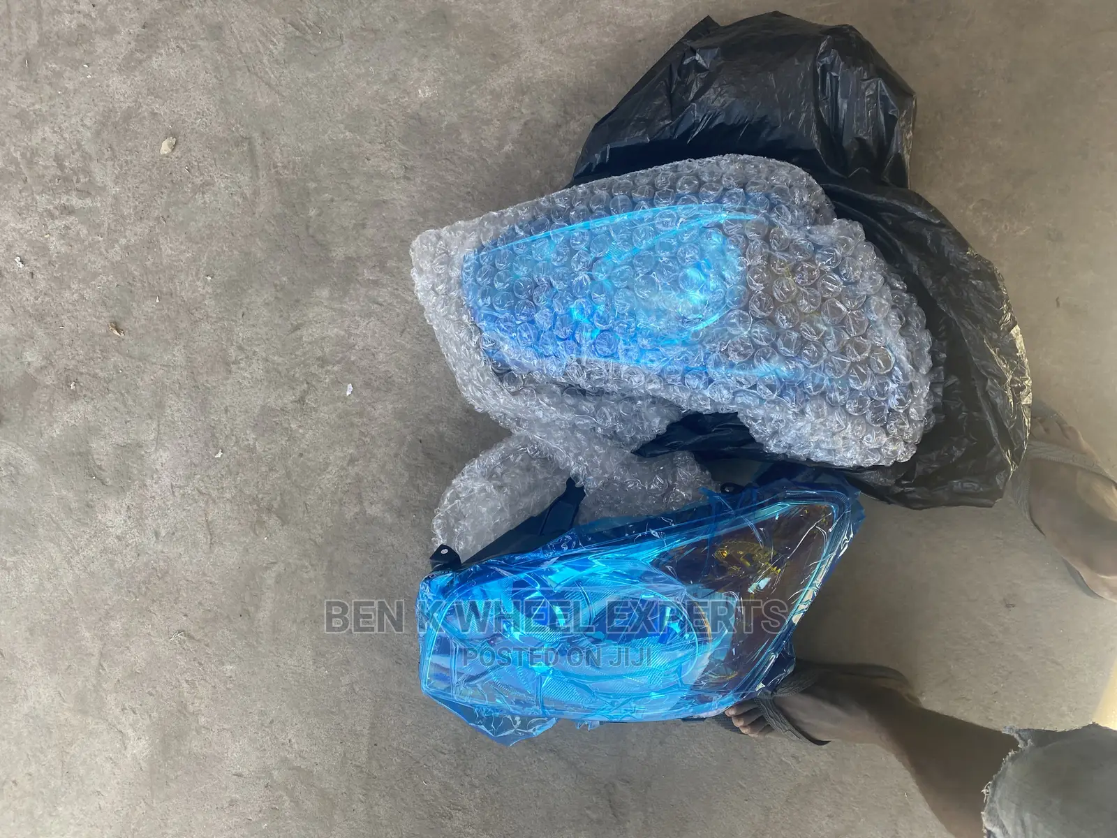Toyota RAV4 Headlight 2008-13
