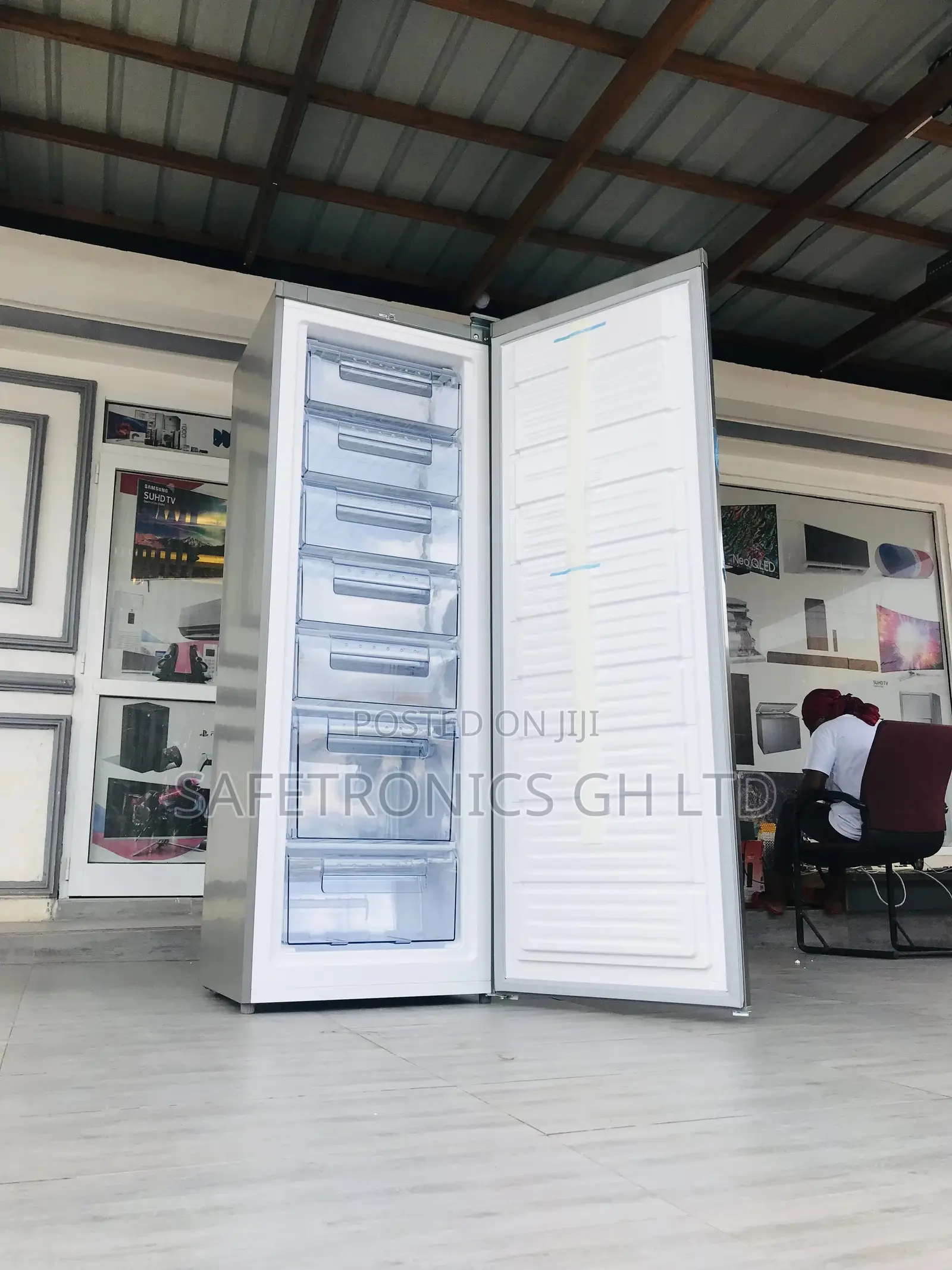 Affordable Upright Pearl Freezer Singledoor PUF-370 