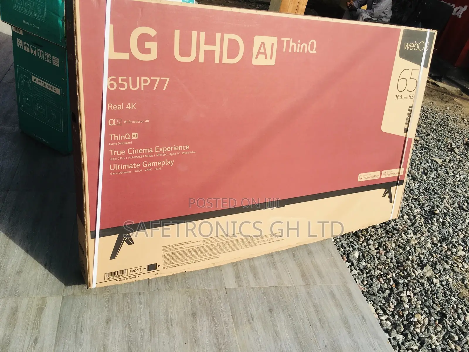 LG UHD Crystal 65 Inches Glossy LED Tv  UP77