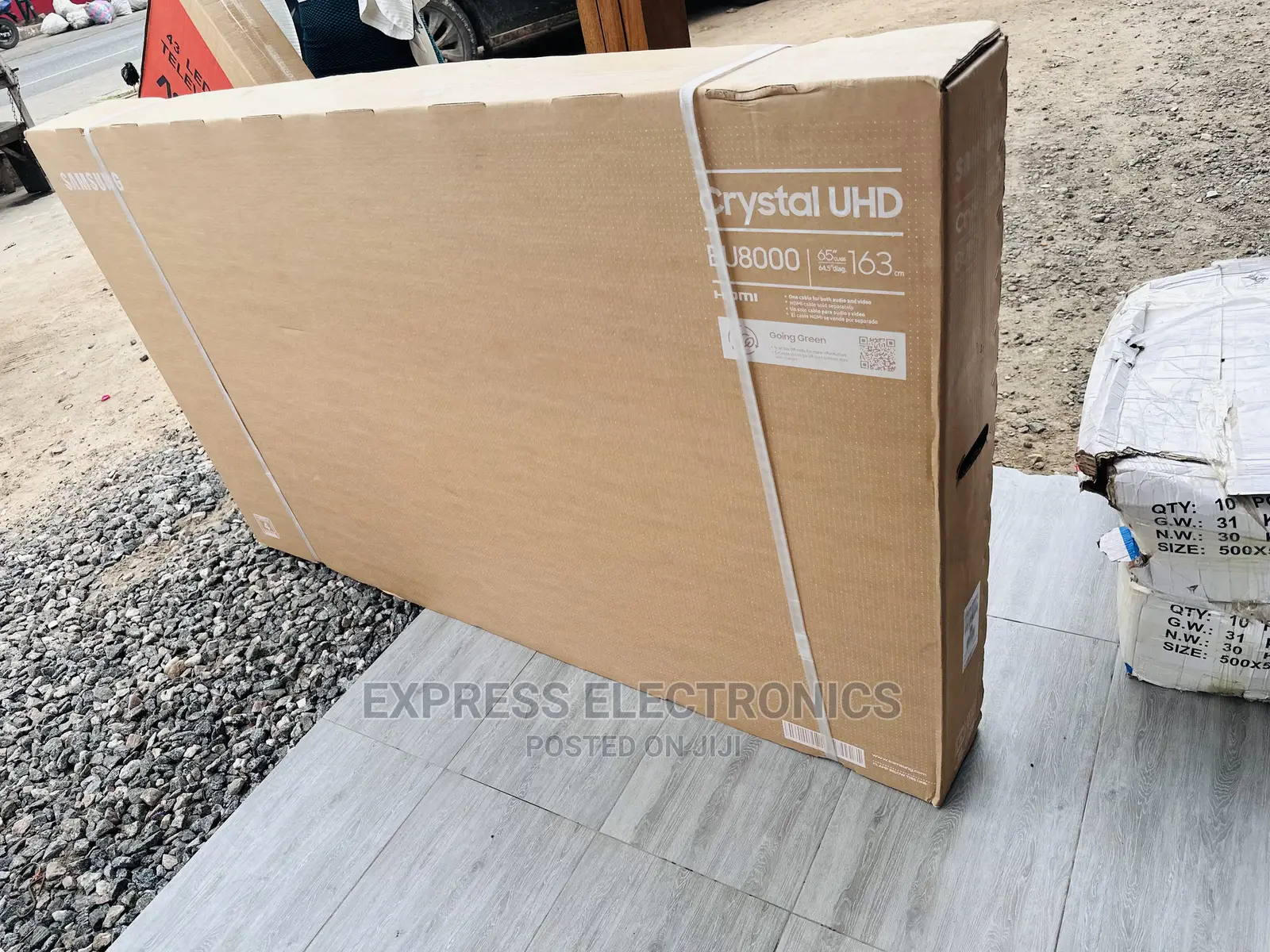 Samsung Tizen UHD Screen Smart 65”Bu8072