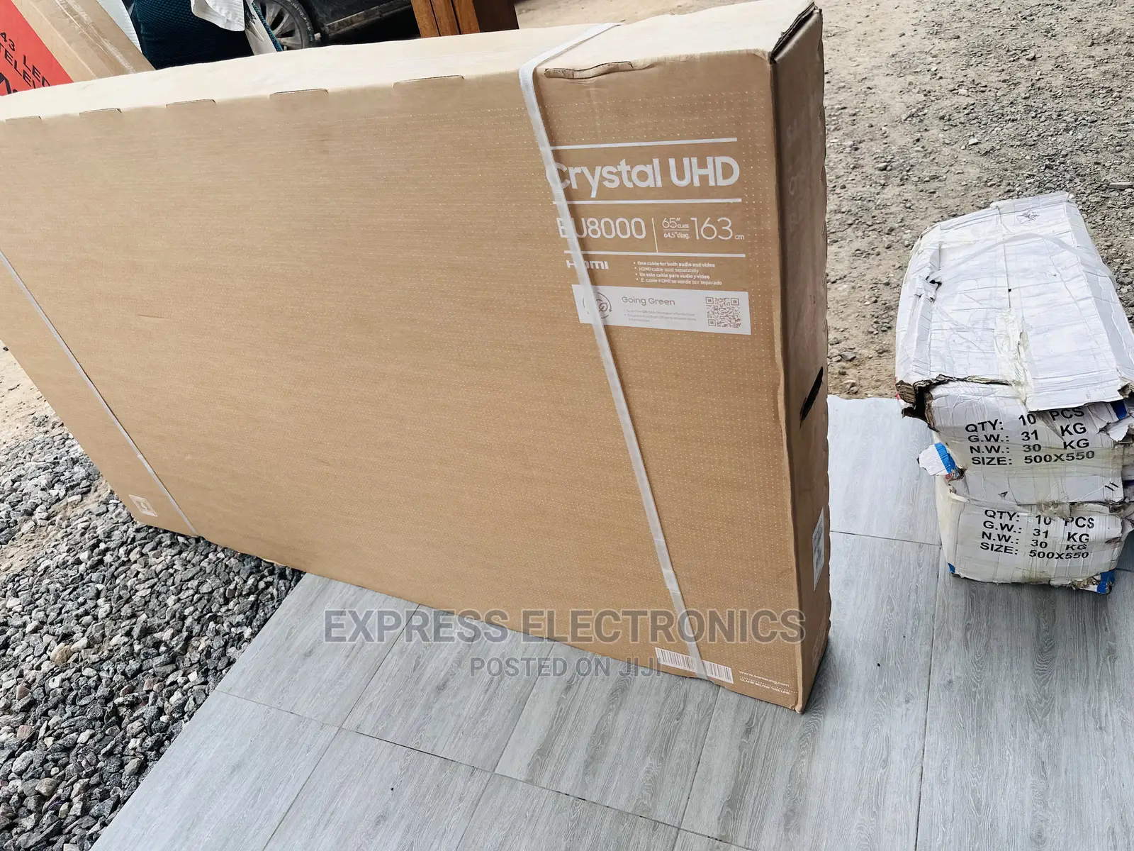 Samsung Tizen UHD Screen Smart 65”Bu8072