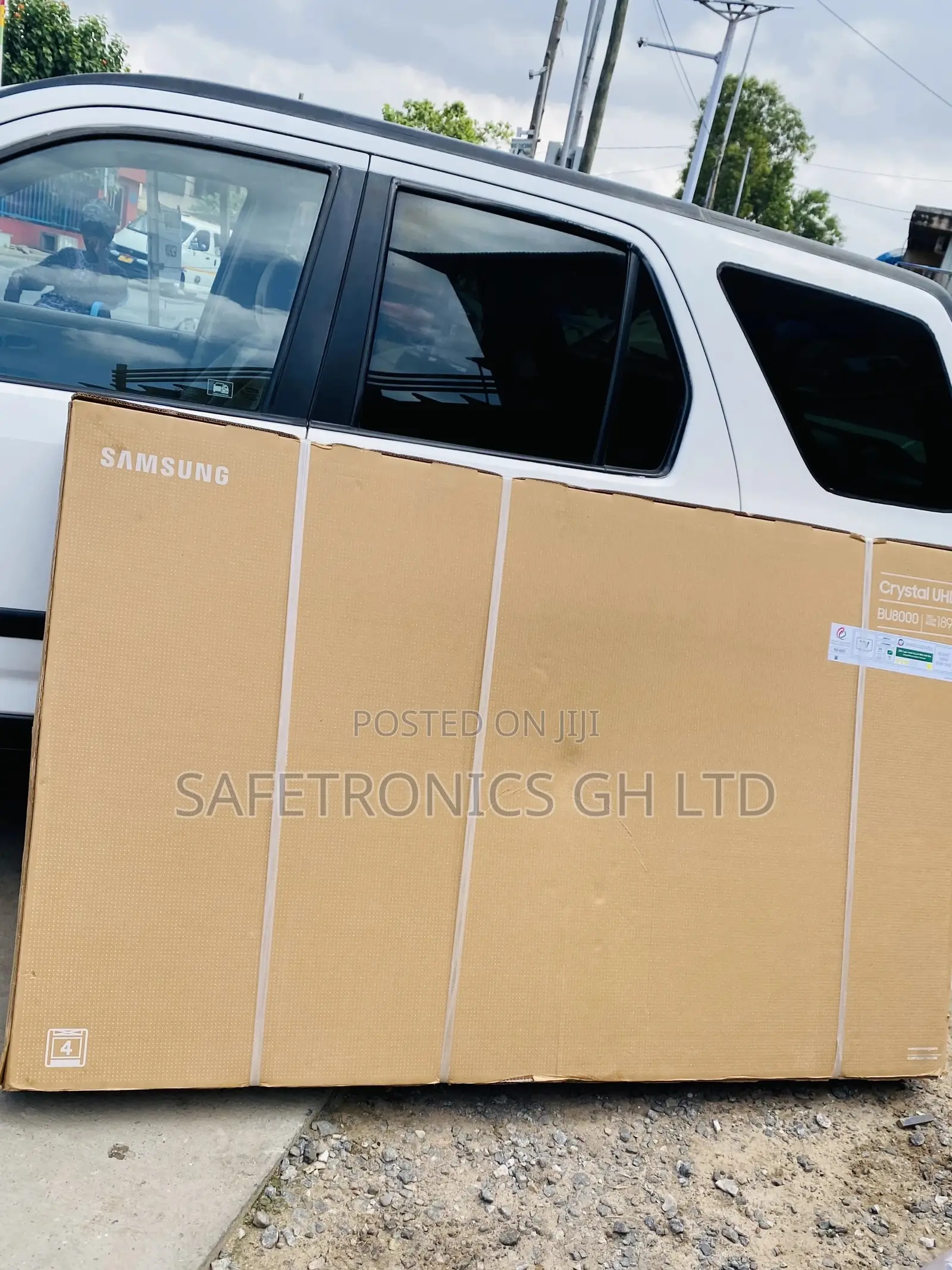 Grab Samsung 75 Inches Glossy LED UHD Tv 