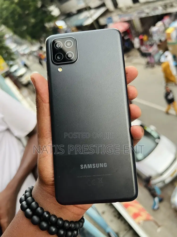 Samsung Galaxy A12 64 GB Black