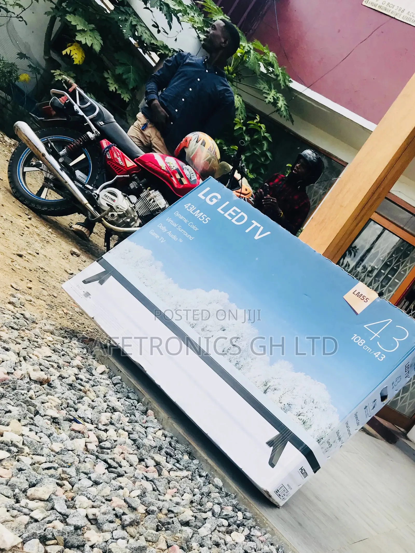 New 43 Inches Glossy LED LM55 LG Tv 