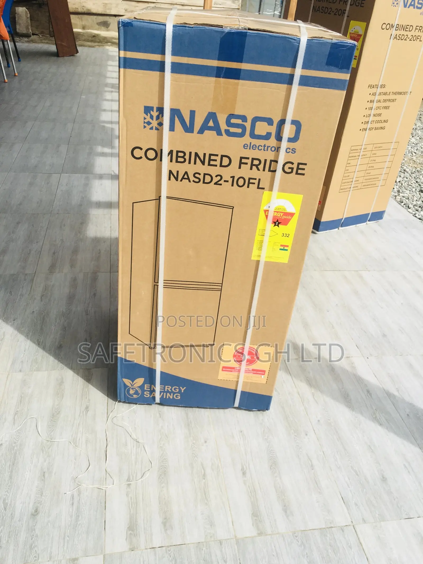 Lock and Key  Fridge Nascod2-10 Bottomfreezer Doubledoor