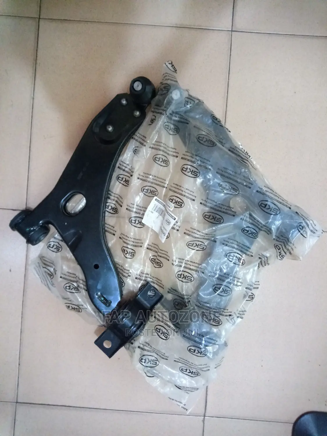 0611/0612. Original SKP Control Arm From Usa. Srk80407