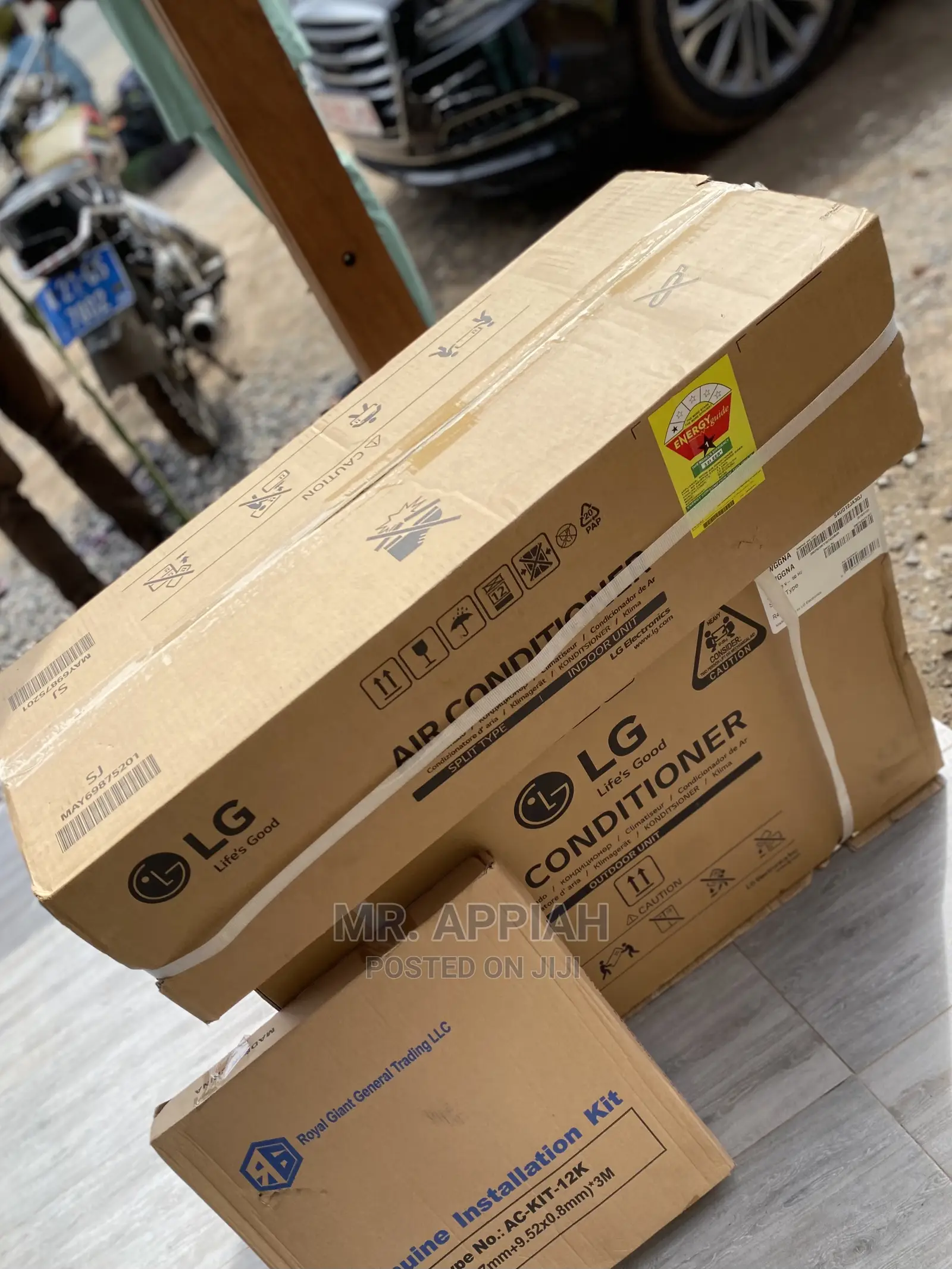 LG Dual Inverter Works Faster Saves Energy(1.5hp)White