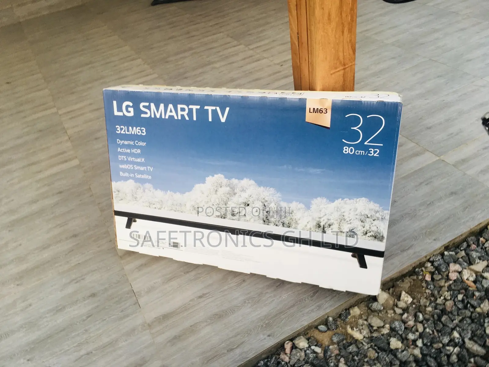 Available New LG LM63 32 Inches Glossy LED Tv 