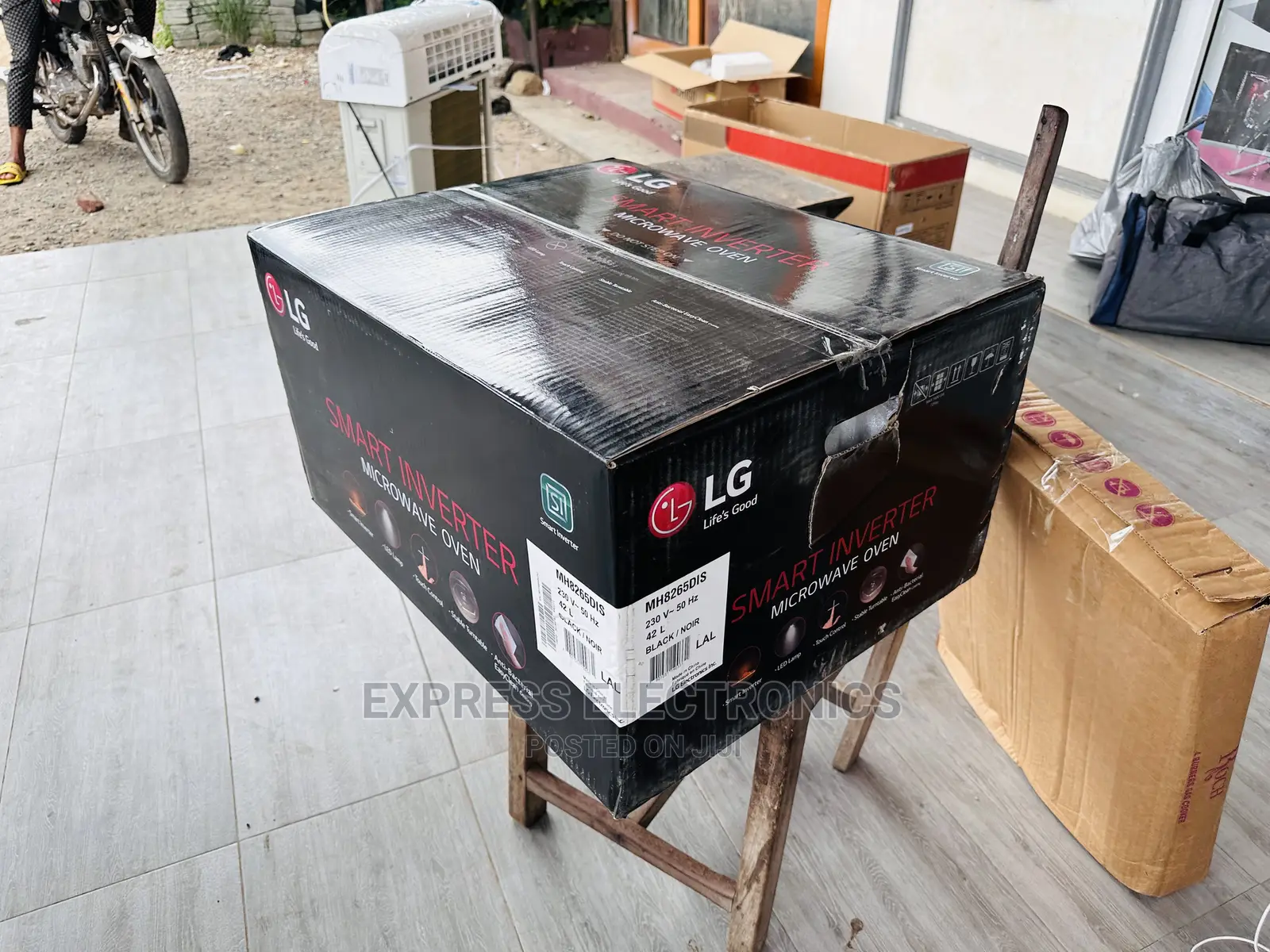 Easy to Control LG Microwave Ms8265dis 