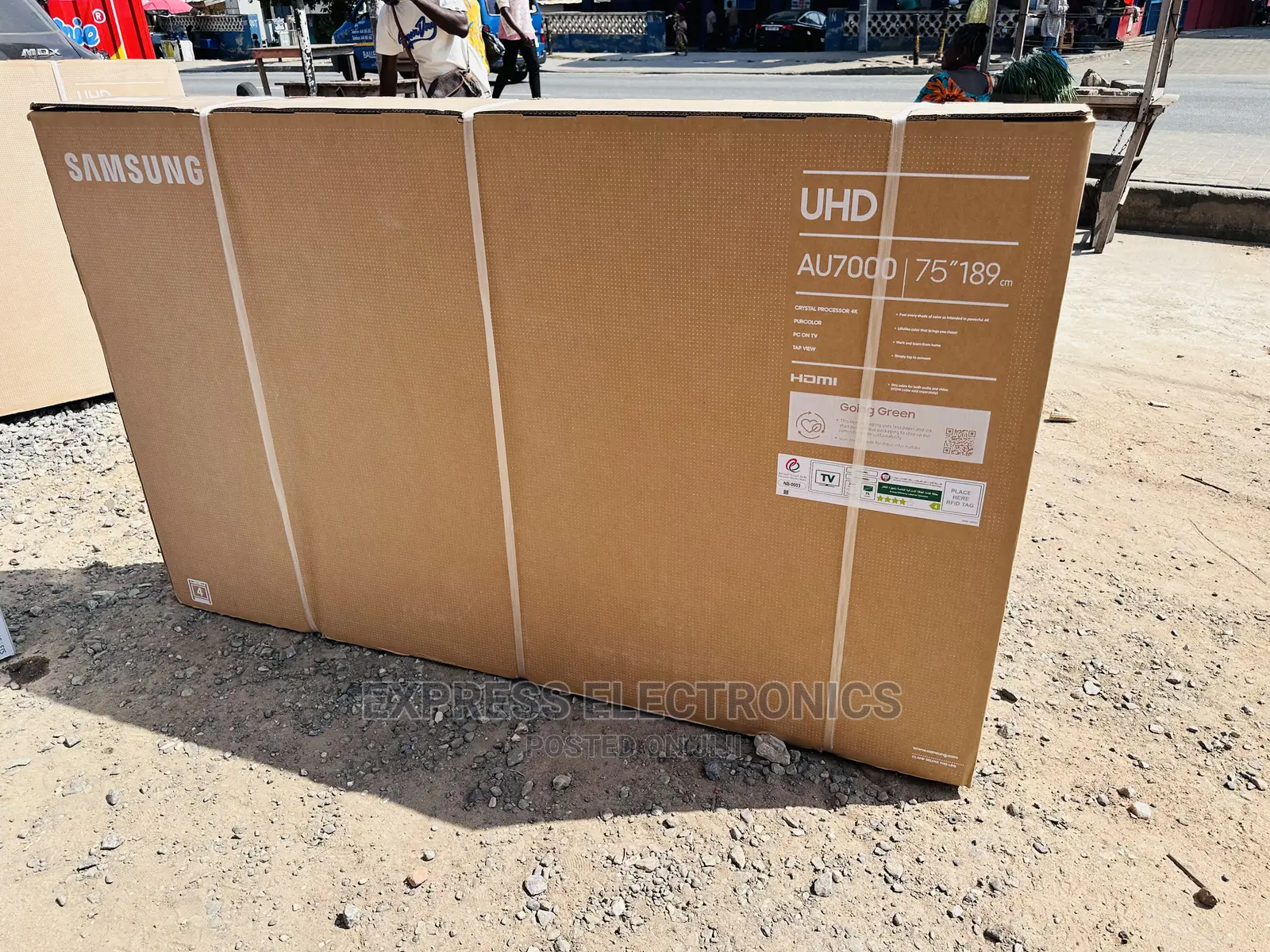 Smart Hub Slim UHD Dynamic Samsung 75”Au7100
