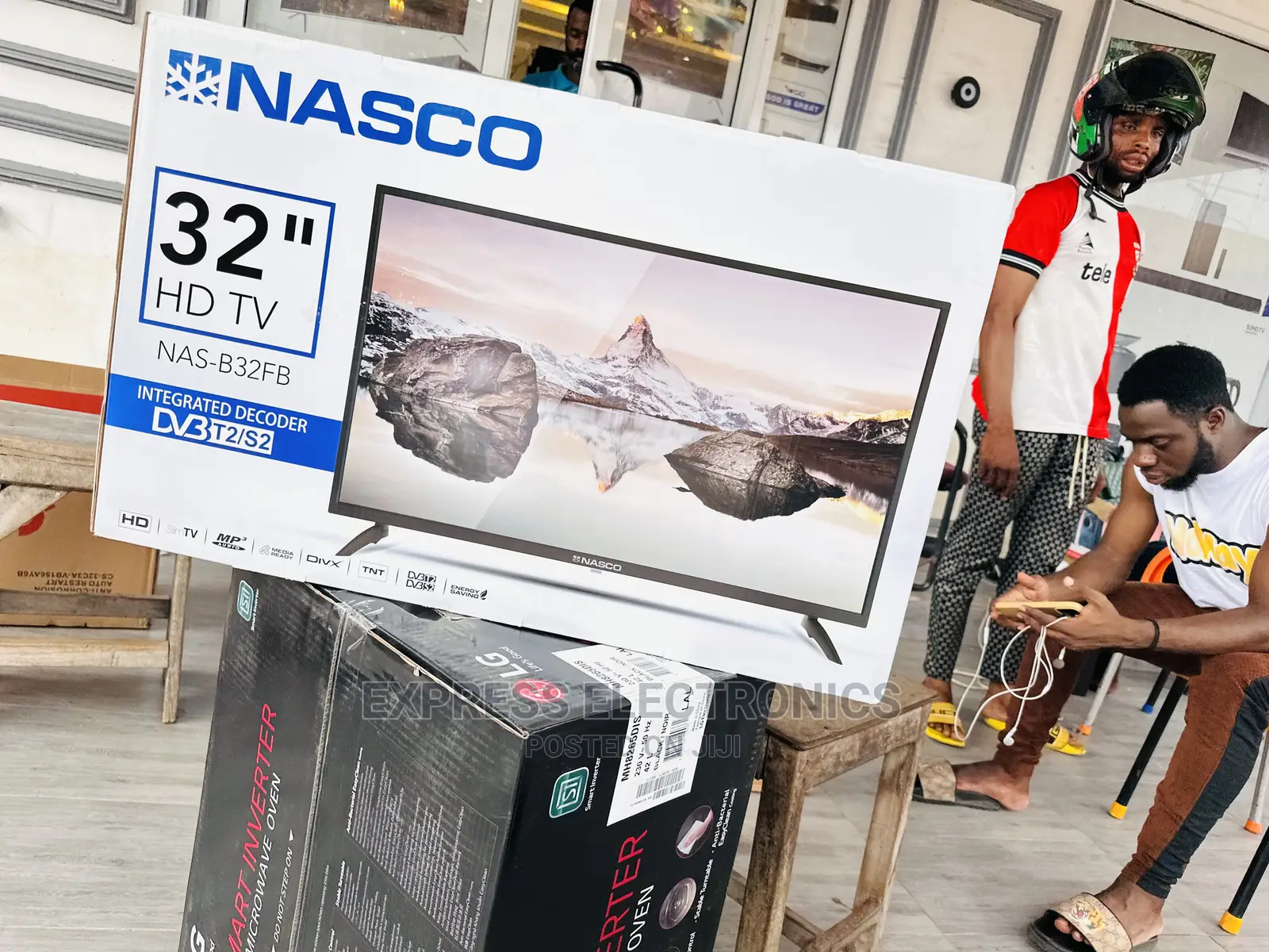 Integrated Satellite Decoder Nasco 32”Hd