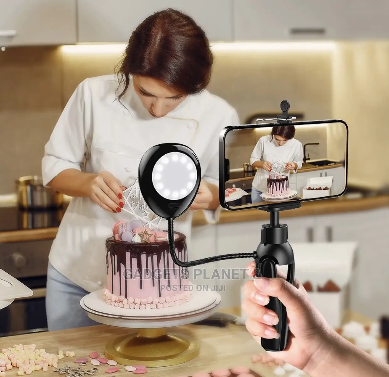 Mini Smartphone Selfie Studio With Tripod Stand and Lamp