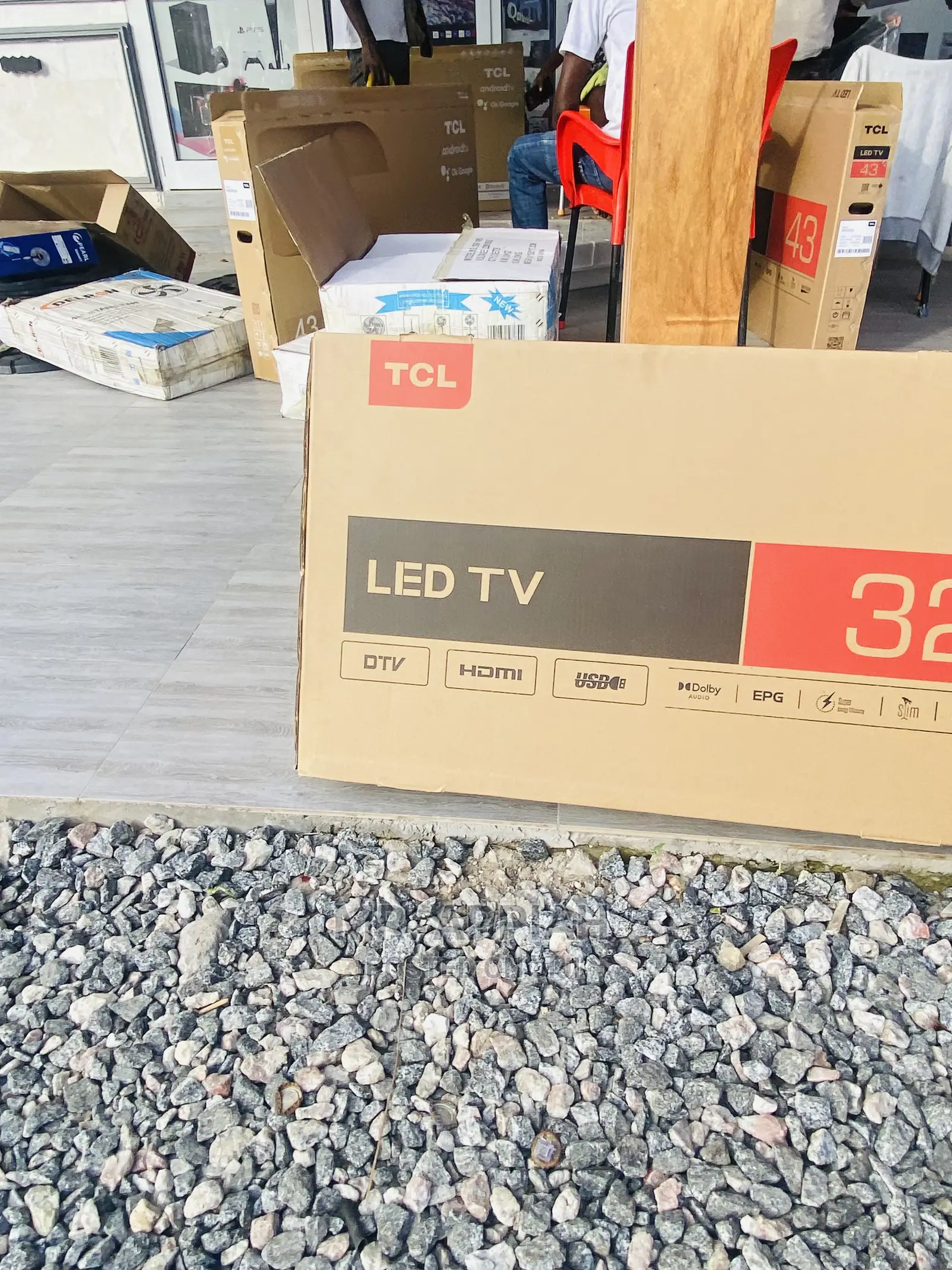 Authentic 32 Inch TCL Digital Color LED Tv 32D3200,