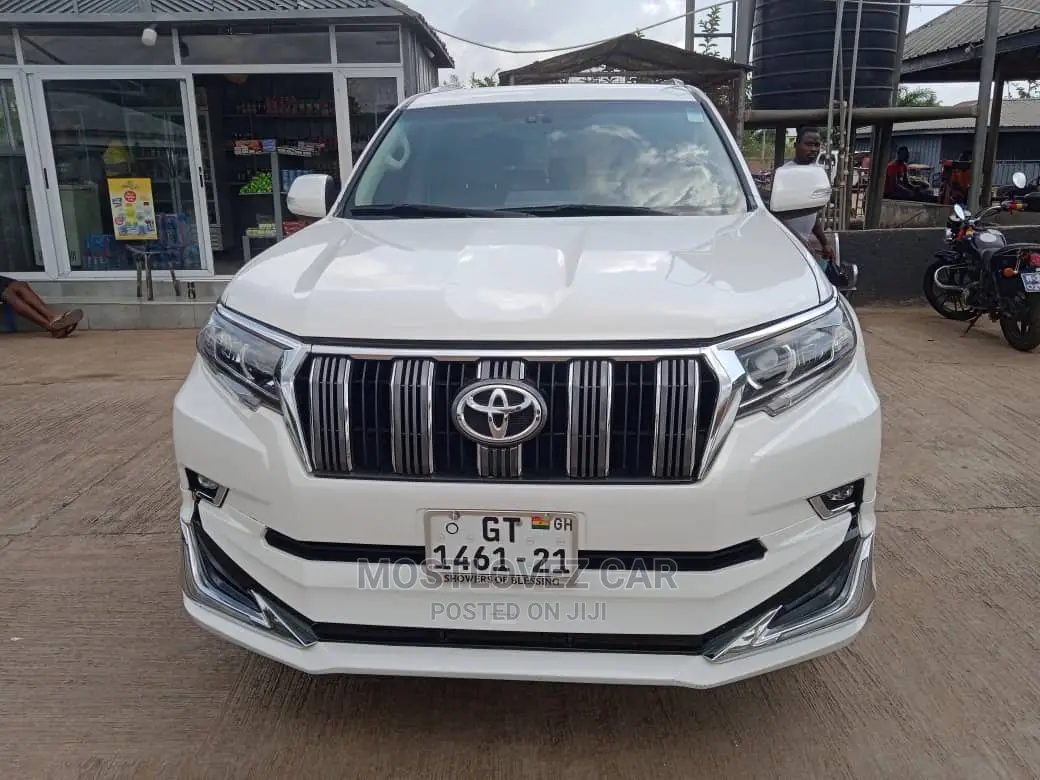 Car Rentals Service in Ghana . Hire a Car . Hire a Prado.