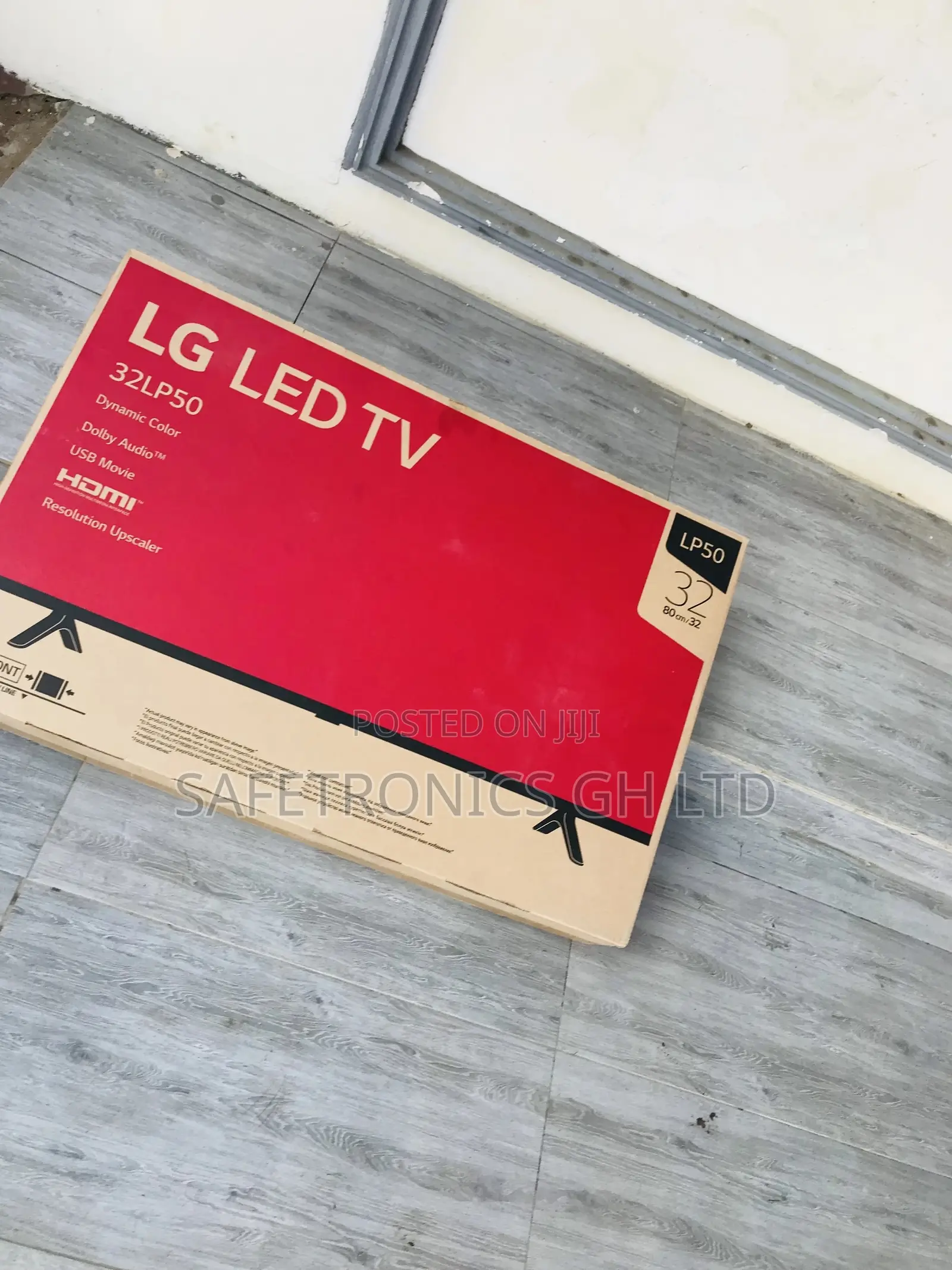 Clear LG 32 Inches Glossy LED Tv Affordable